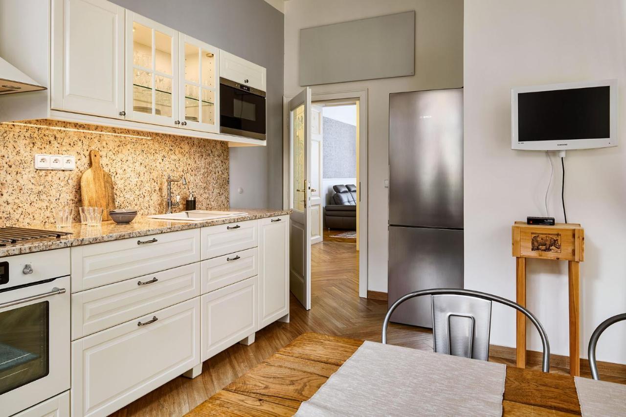 Pragueone Apartment,A/C,Terrace Экстерьер фото