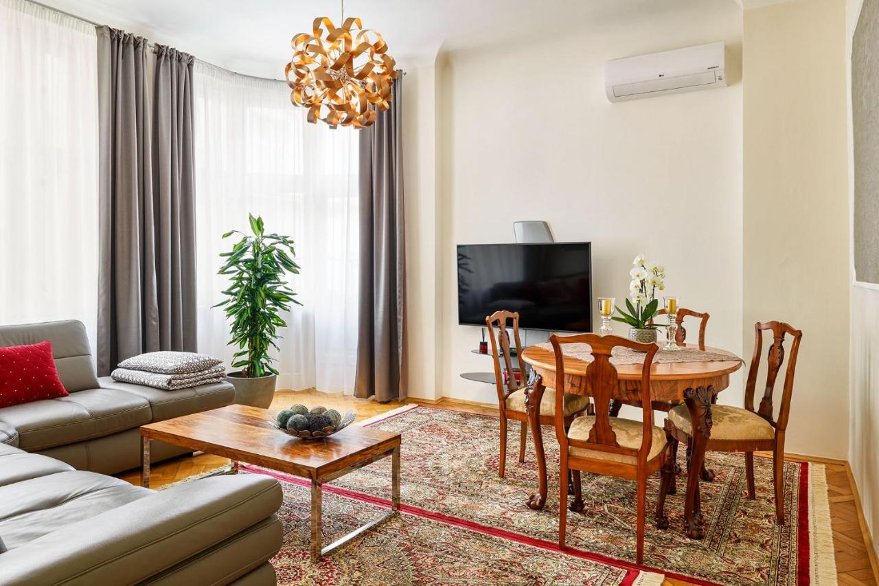 Pragueone Apartment,A/C,Terrace Экстерьер фото