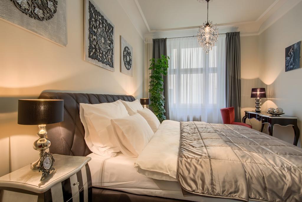 Pragueone Apartment,A/C,Terrace Экстерьер фото