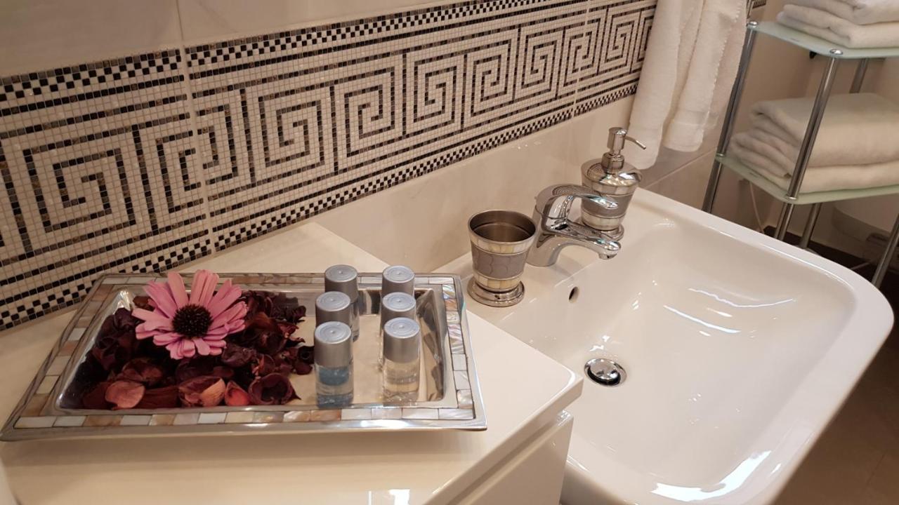 Pragueone Apartment,A/C,Terrace Экстерьер фото